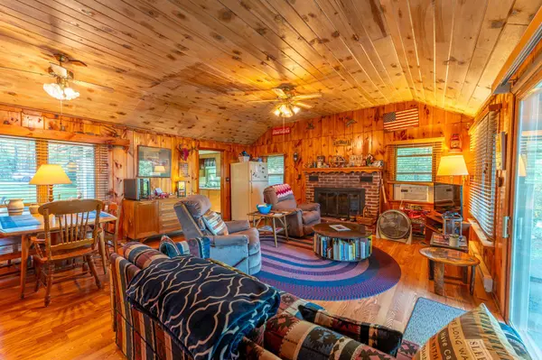 8379 Soderholm Beach RD, Beatty Twp, MN 55723