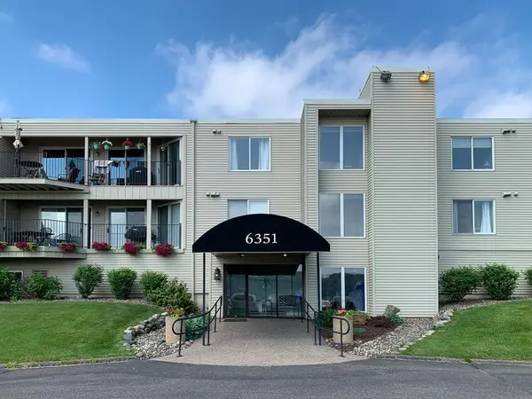 6351 Saint Croix TRL N #229, Stillwater, MN 55082