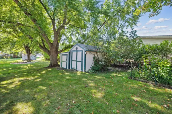 960 Liberty LN, Fairmont, MN 56031