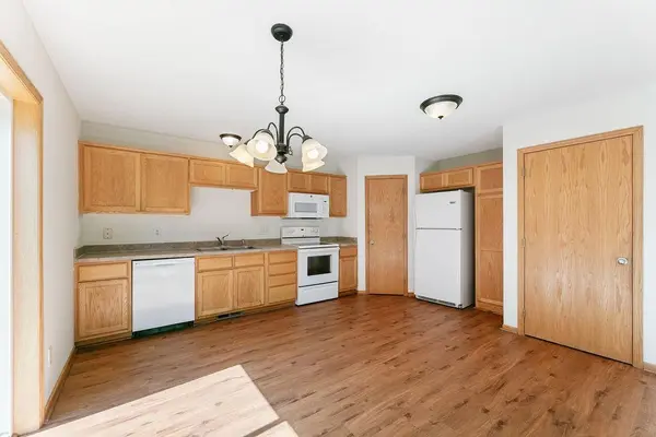 9020 Marsh Run ST, Rockford, MN 55373