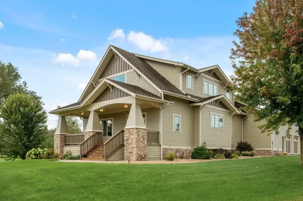 18625 Fontana ST, Columbus, MN 55092