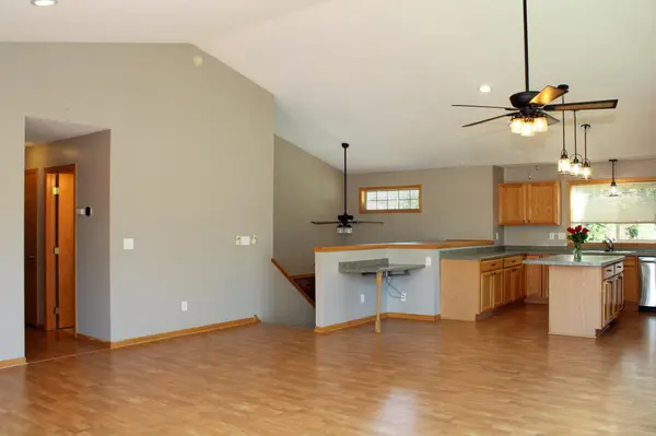 2304 W Hill ST, Faribault, MN 55021