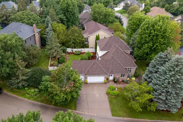7739 Somerset RD, Woodbury, MN 55125