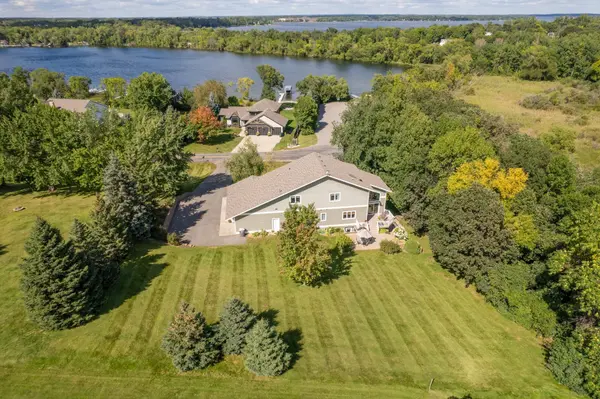 857 E Lake Cowdry RD NW, Alexandria, MN 56308