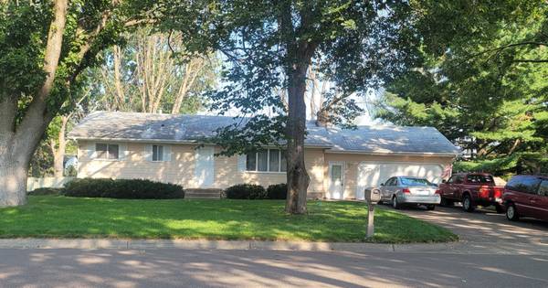 6432 Florida AVE N, Brooklyn Park, MN 55428