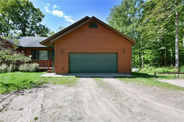 2952 28 1/2 ST, Cedar Lake Twp, WI 54817