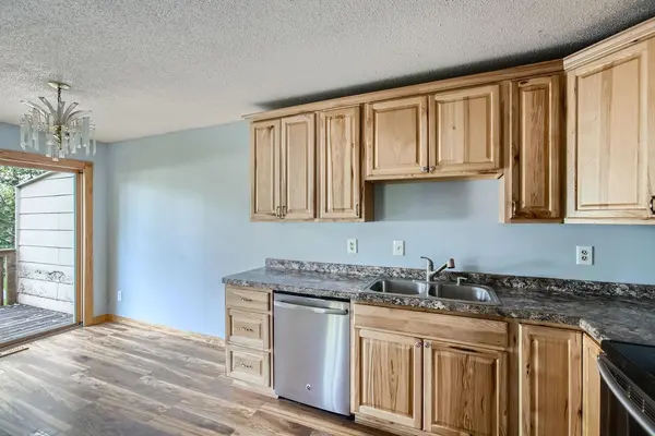 2738 111th AVE NW, Coon Rapids, MN 55433