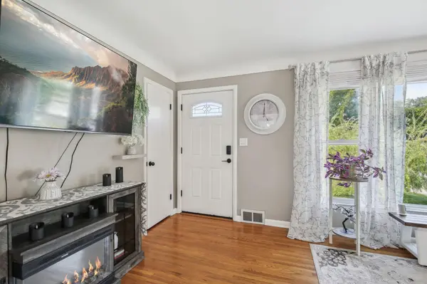 233 Spruce ST W, South Saint Paul, MN 55075