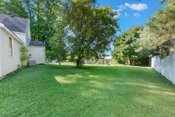 523 Oak AVE N, Maple Lake, MN 55358