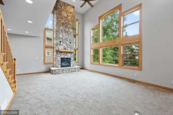 2651 Red Pine CIR E, Maplewood, MN 55119