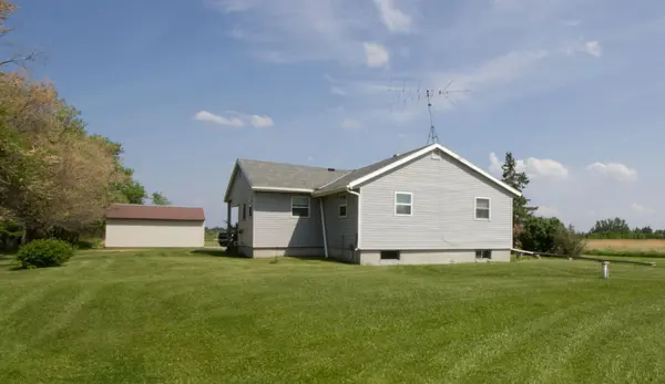 35395 170th AVE NE, Middle River, MN 56737