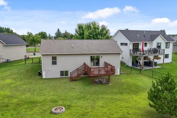 1137 Legacy Pkwy, New Richmond, WI 54017