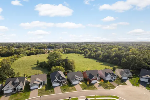 4646 Benjamin PL, Woodbury, MN 55129
