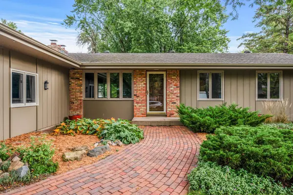 3332 Gettysburg AVE N, New Hope, MN 55427