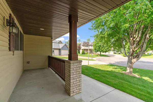 3251 Kahlen AVE NE, Saint Michael, MN 55376