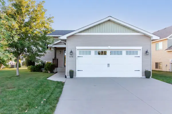 678 Brianna DR, Sartell, MN 56377
