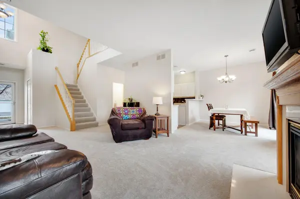 1177 Bergmann DR, Stillwater, MN 55082