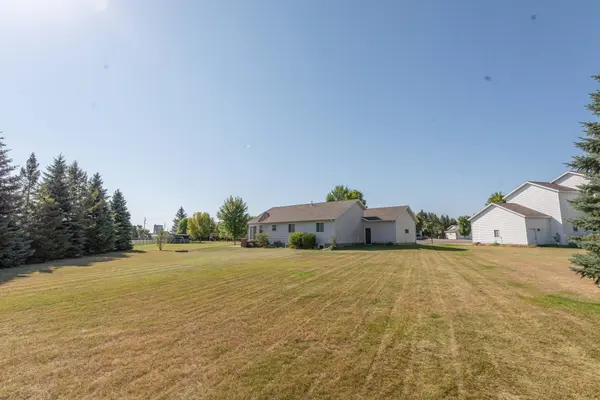 606 9th DR NW, Perham, MN 56573