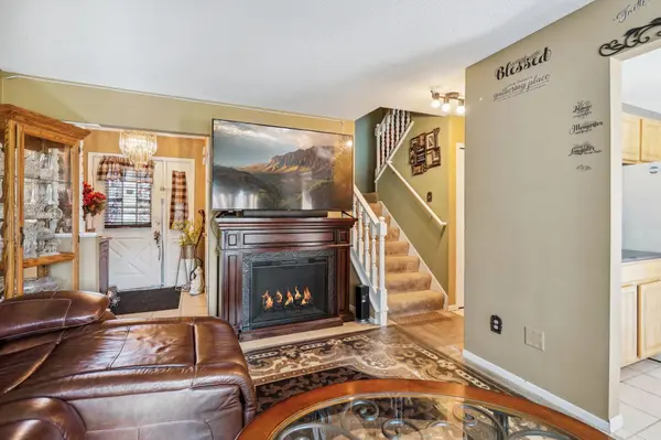 546 Pleasure Creek DR, Blaine, MN 55434