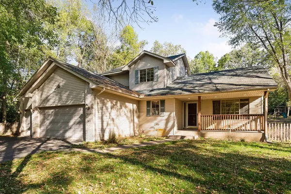 3831 217th AVE NW, Oak Grove, MN 55303