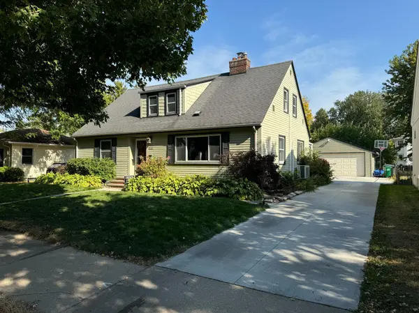 5533 Bryant AVE S, Minneapolis, MN 55419