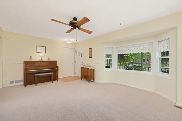605 Oak AVE SE, Montgomery, MN 56069