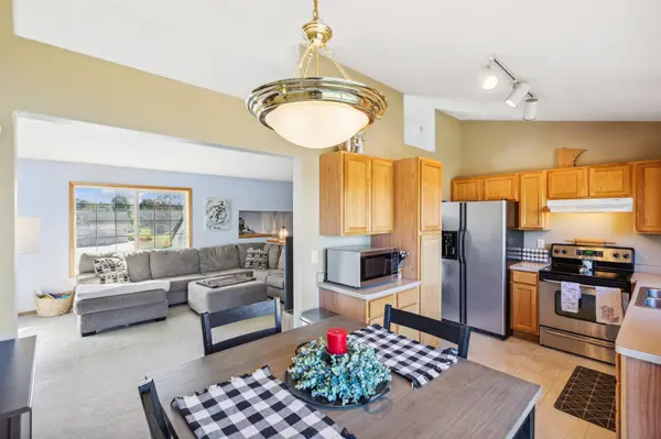 816 S Maple ST, Belle Plaine, MN 56011