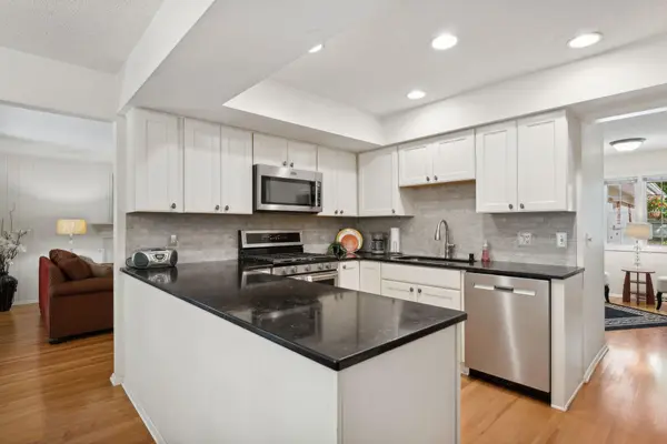 8018 Pennsylvania RD, Bloomington, MN 55438