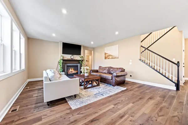 1245 Crosswinds WAY, Waconia, MN 55387