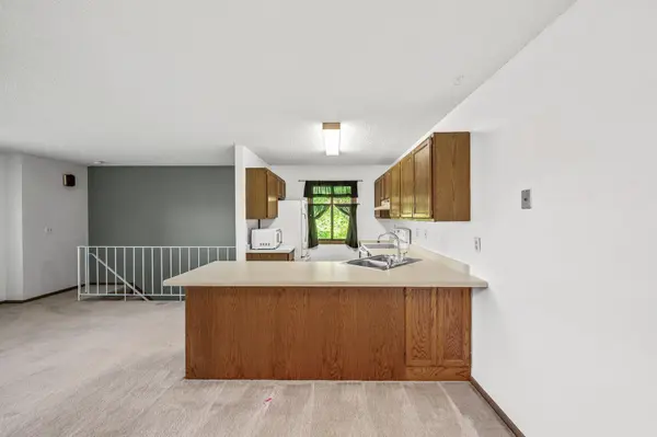 1269 Greenbriar CT #34, White Bear Twp, MN 55110
