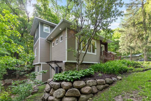 21165 Minnetonka BLVD, Shorewood, MN 55331