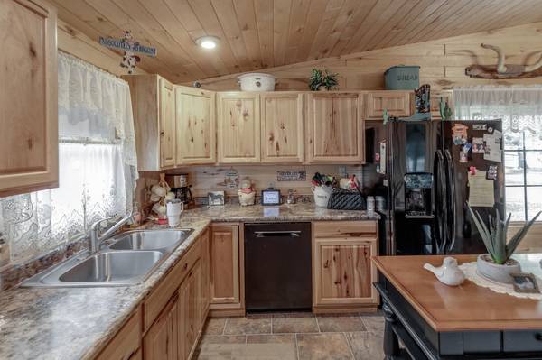 35062 County Road 39, Pequot Lakes, MN 56472
