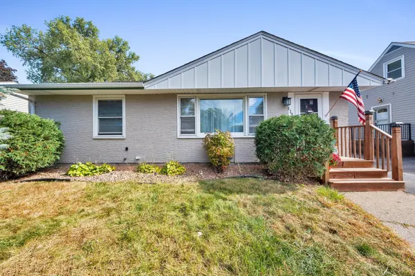 1134 Hall AVE, West Saint Paul, MN 55118