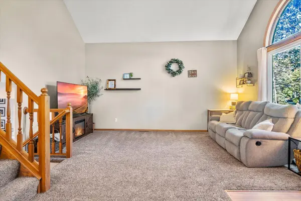 4986 106th AVE NE, Blaine, MN 55014