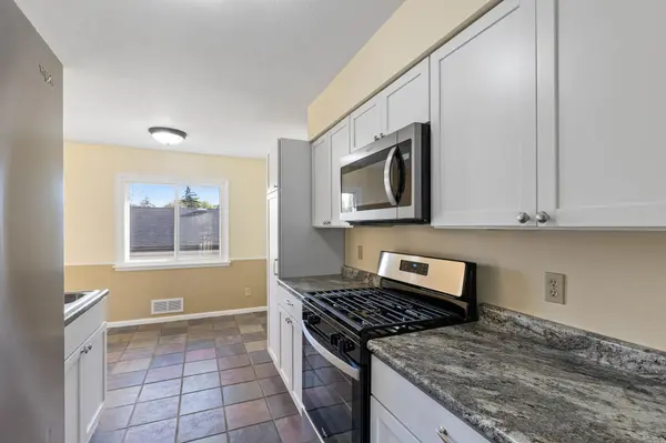 7423 142nd Street CT, Apple Valley, MN 55124