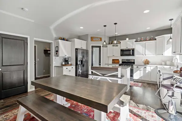 1865 Pine CT, Prescott, WI 54021