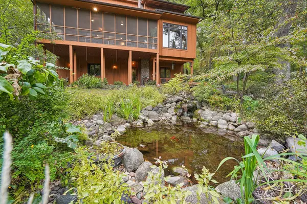 4705 Wild Canyon DR, Woodbury, MN 55129