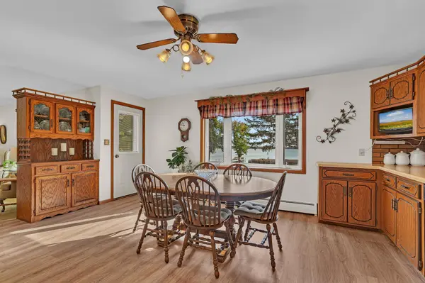 21725 County Road 8, Cold Spring, MN 56320