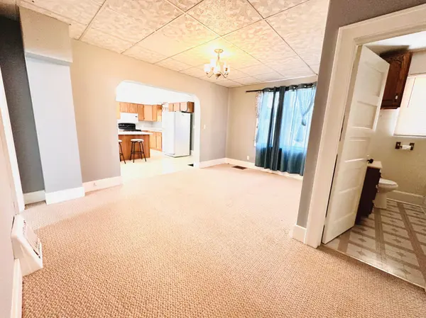 430 NW 2nd ST, Cohasset, MN 55721