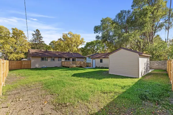 6237 Lee AVE N, Brooklyn Center, MN 55429