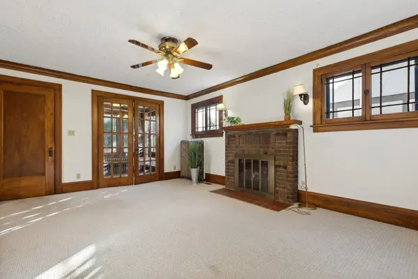 1873 Berkeley AVE, Saint Paul, MN 55105