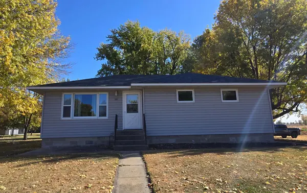 321 S Clonmel ST, Clontarf, MN 56226