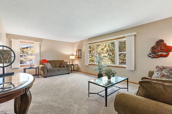 3950 7th AVE N, Anoka, MN 55303