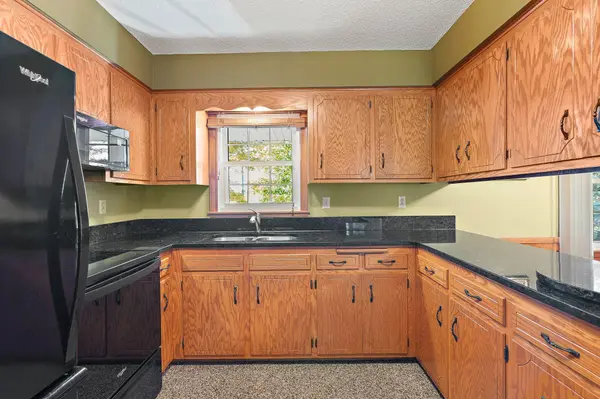 3950 7th AVE N, Anoka, MN 55303