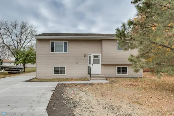 390 Maple DR, Mapleton, ND 58059