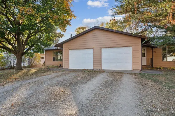 513 Cedar DR N, North Hudson, WI 54016