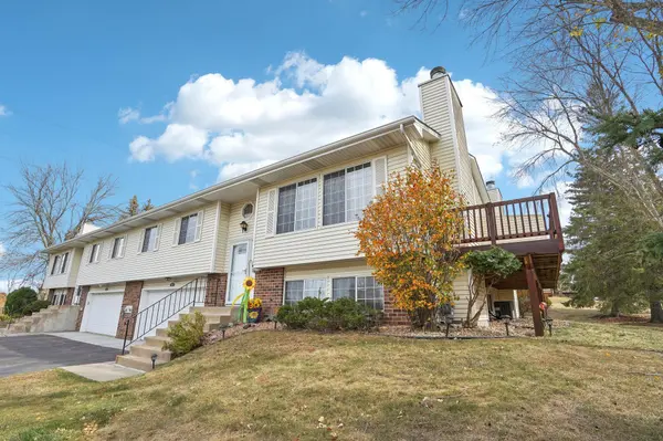 4455 Clover LN #A, Eagan, MN 55122