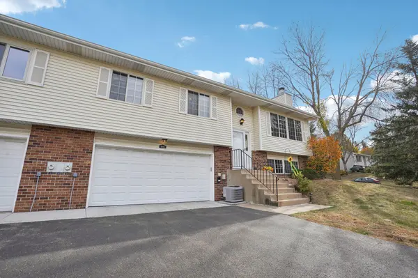 4455 Clover LN #A, Eagan, MN 55122