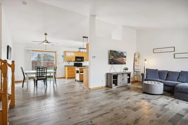5422 Kalland AVE NE, Albertville, MN 55301