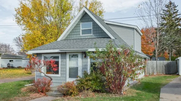 611 Harriet ST,  Altoona,  WI 54720